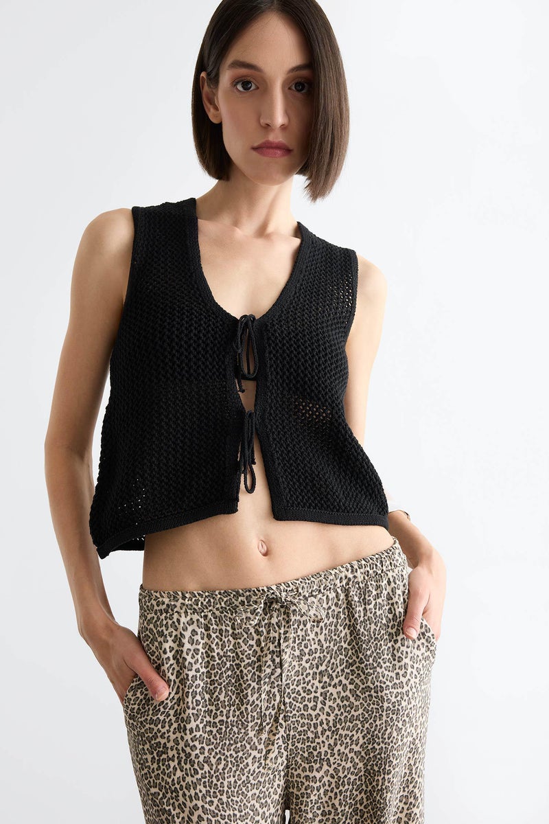 DeFacto Black Woman Regular Fit V Neck Front Tie Blouse Casual - Image 1